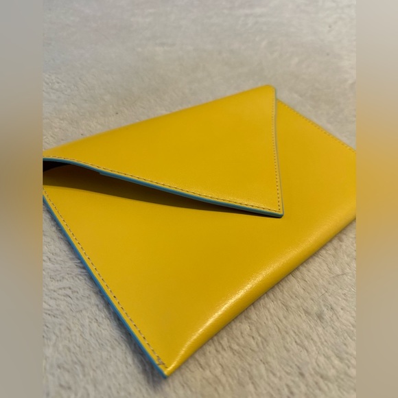 baekgaard yellow envelope clutch - Picture 3 of 5